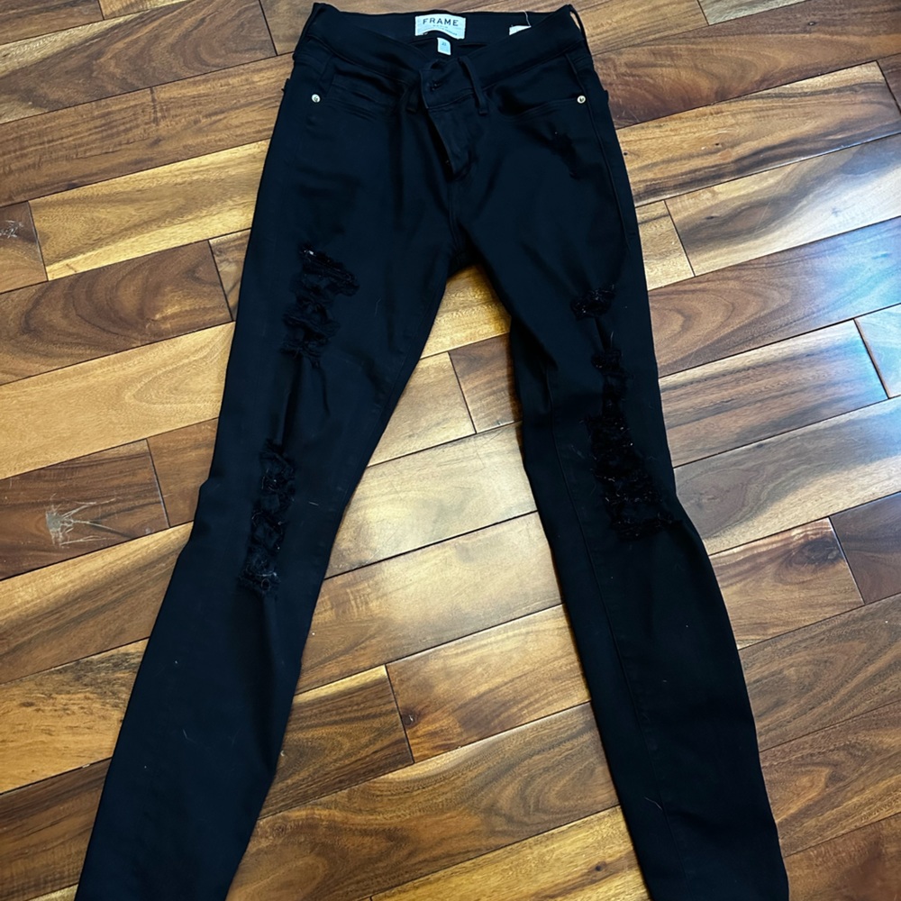 Frame distressed denim
